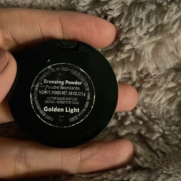 Bronzer - golden light - Picture 3 of 3